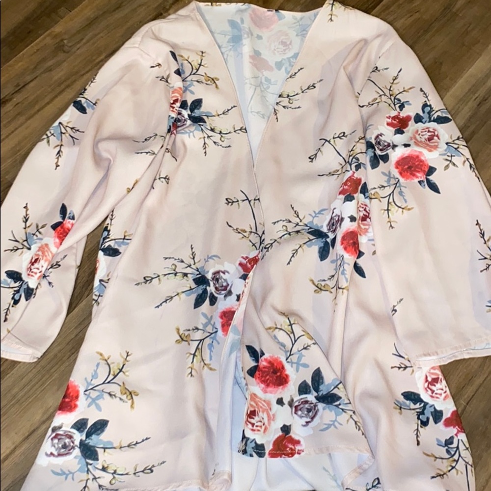 flowery never worn soft shrug